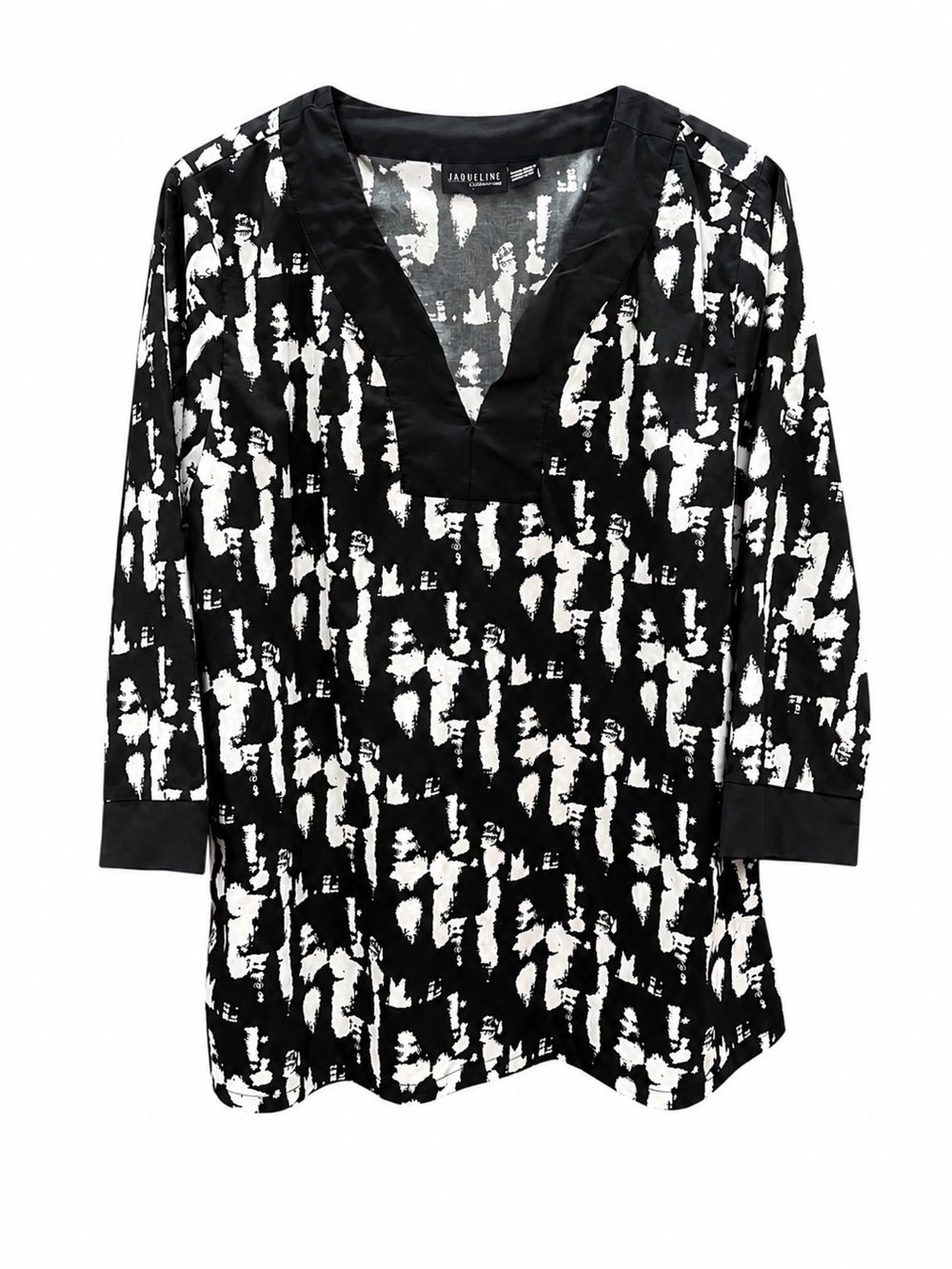 Black & White Abstract V-Neck Tunic - Jacqueline 1X